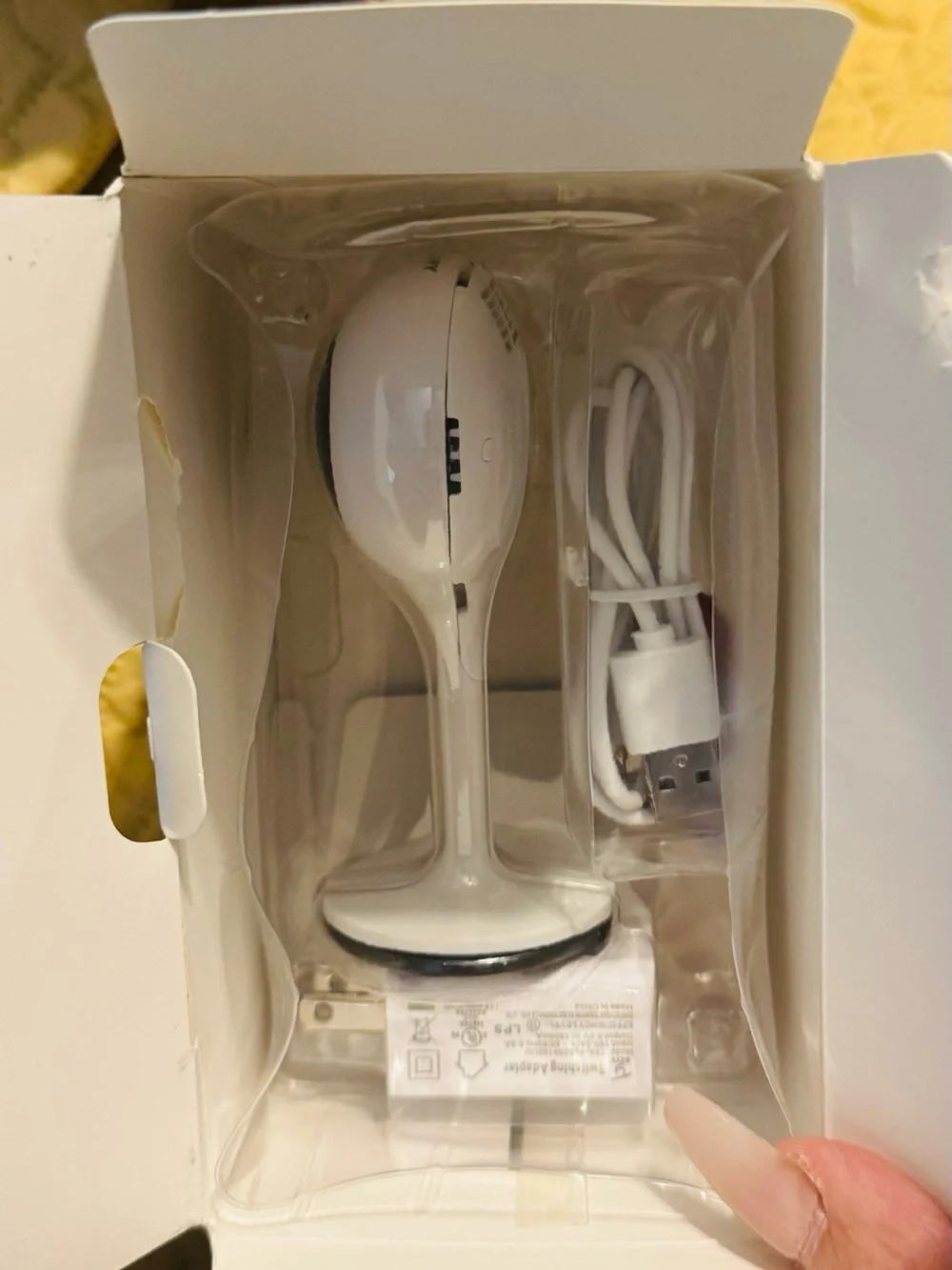 White Smart Wi‑Fi Home Camera - Voice Assistant Compatible
